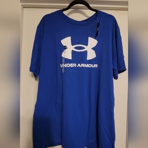 Under Armour t-shirt